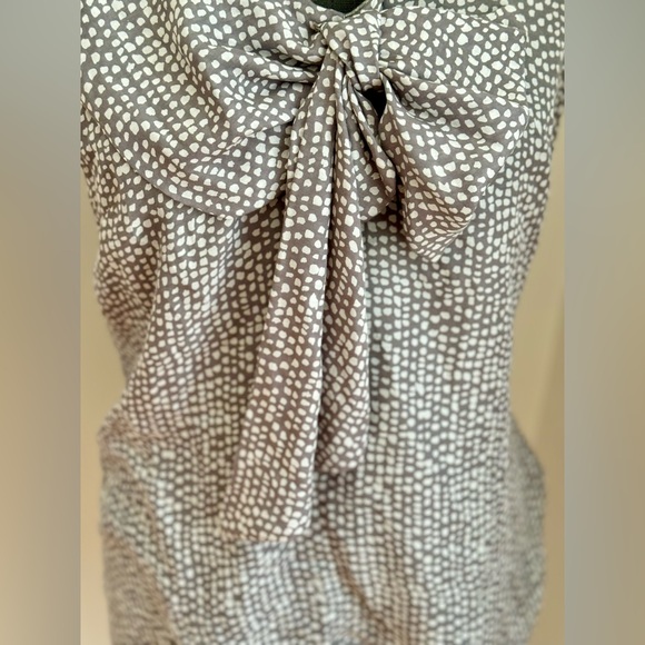 LOFT Ann Taylor tan white dotted pullover ladies tank top blouse size small EUC - Picture 6 of 9